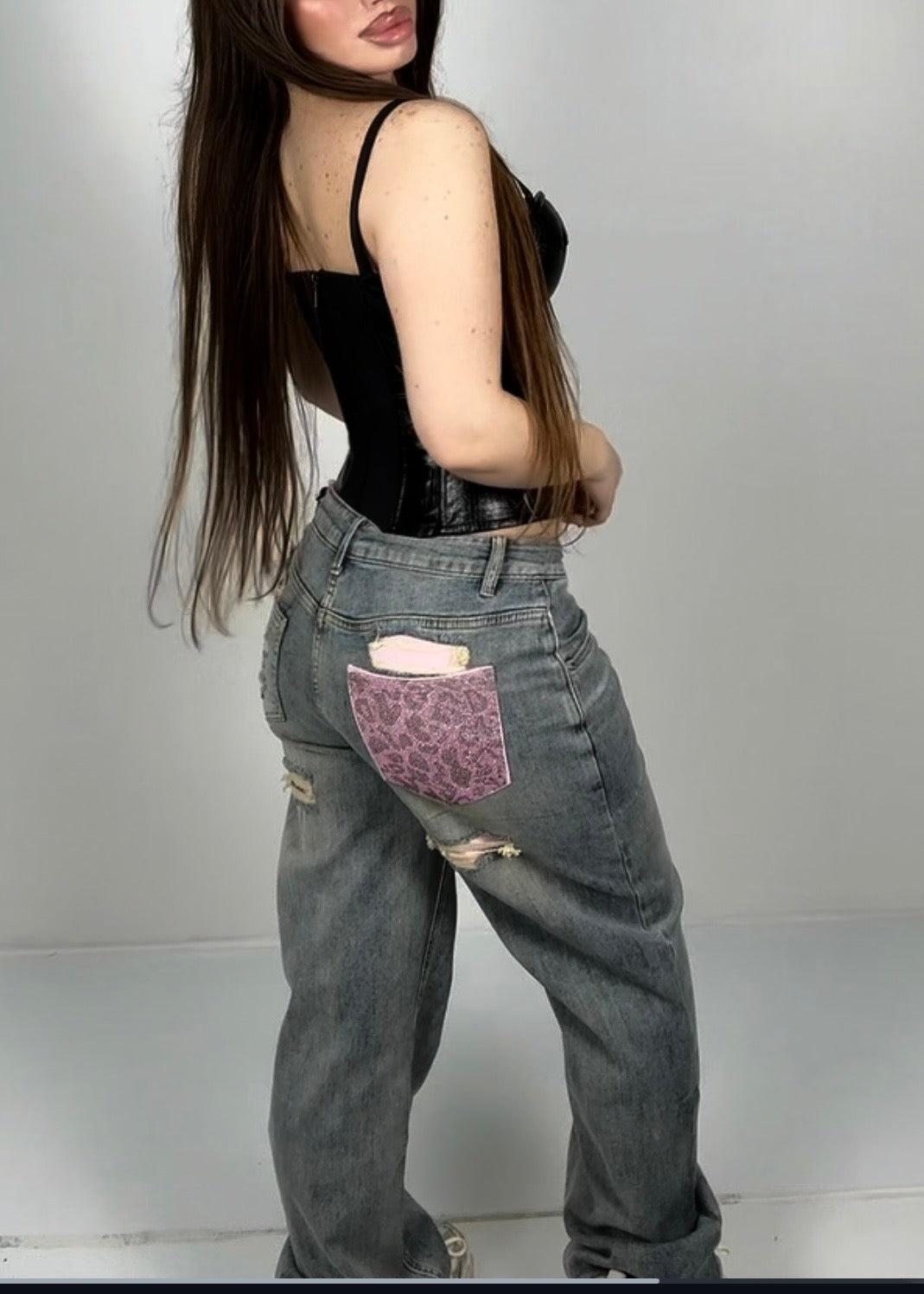Jeans tasca animalier rosa brillantinato