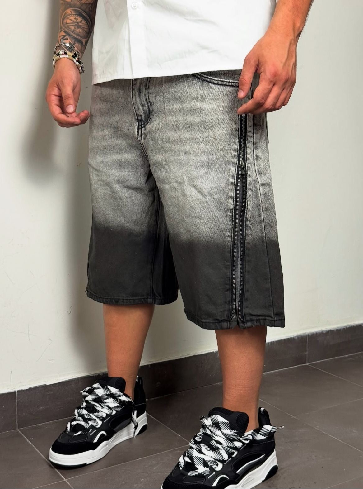 Shorts Flared grey sfumatura nera