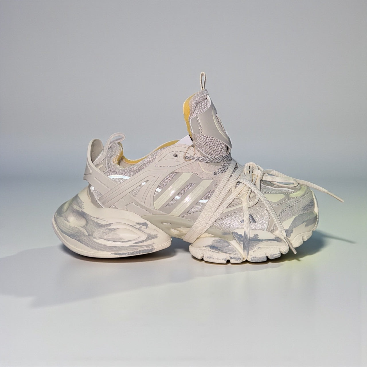 ADIDAS XLG RUNNER DELUXE BEIGE